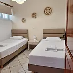 Aroni 4*