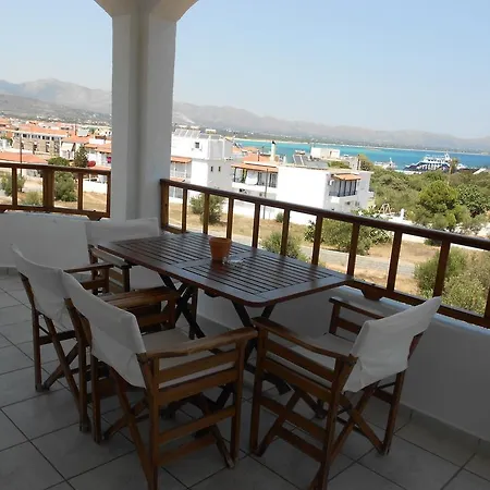 מלון דירות Aroni אלפוניסוס