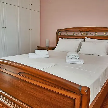 Apartahotel Aroni