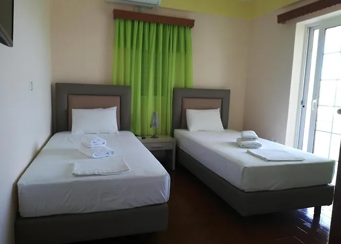 Aroni Lägenhetshotell 4*