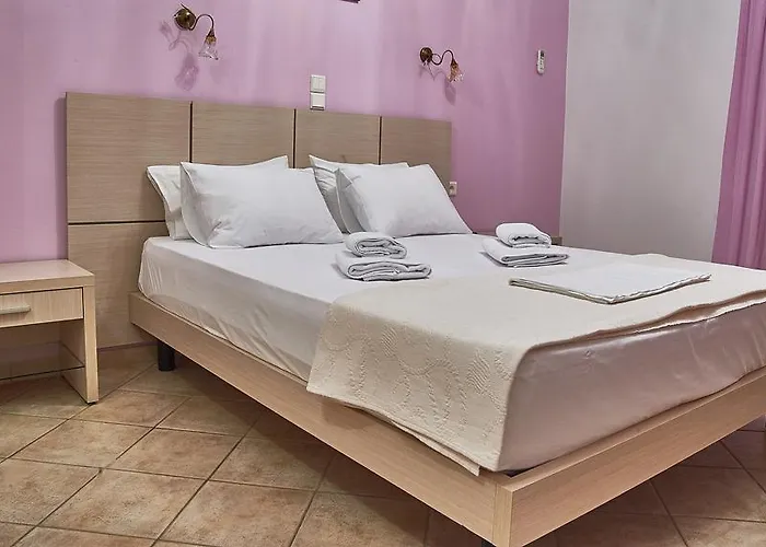 Lägenhetshotell Aroni 4*